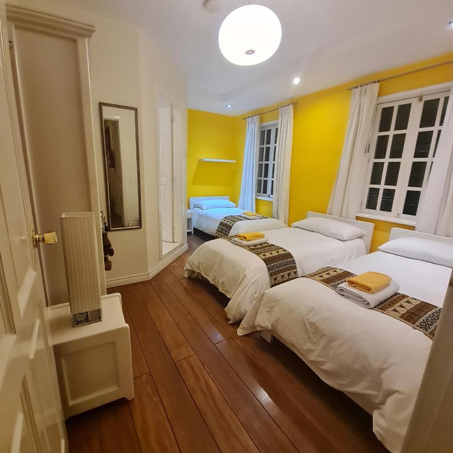 Hotel Cayman กีโต ภายนอก รูปภาพ