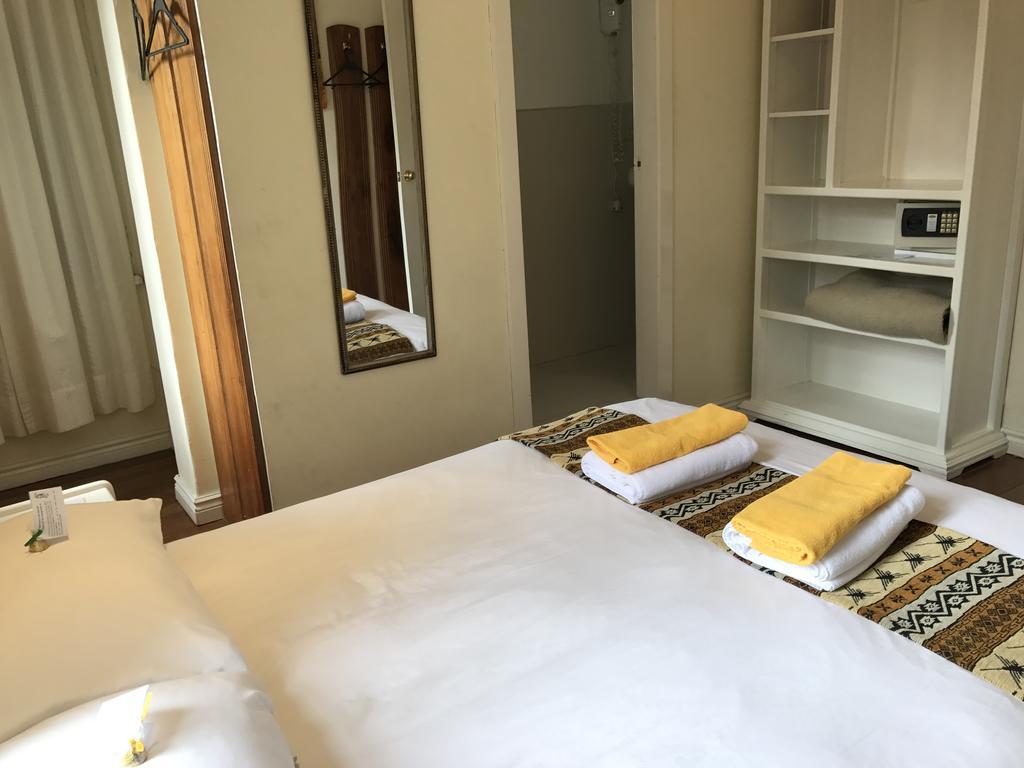 Hotel Cayman กีโต ภายนอก รูปภาพ