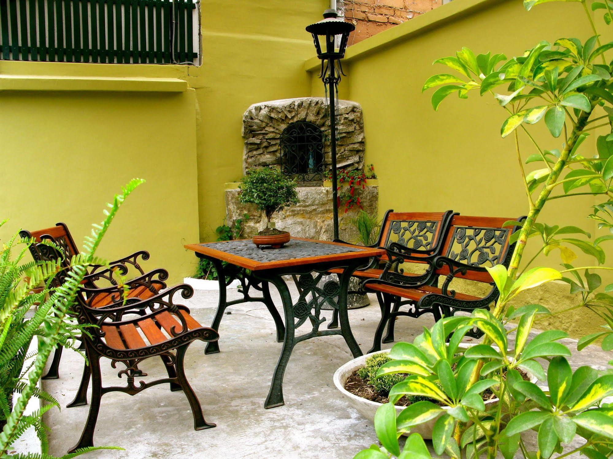 Hotel Cayman กีโต ภายนอก รูปภาพ